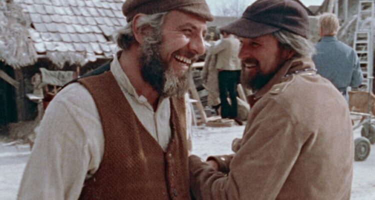 Chaim Topol of ‘Fiddler on the Roof’ fame dies at 87