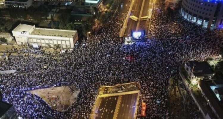 A record half a million Israelis protest judicial reform, announce ‘Day of Escalating Resistance’