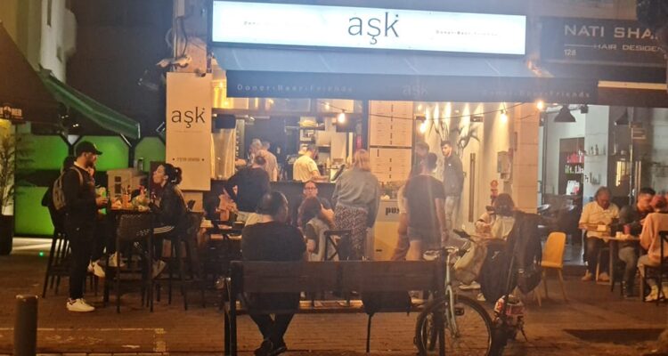 ‘Disgusting’ Tel Aviv eatery lies after disrespecting Memorial Day