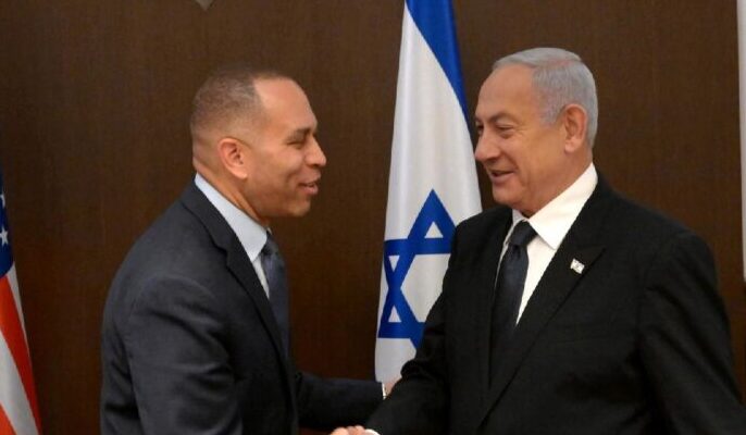Netanyahu meets with Democratic delegation, leading congressman amid latter’s questionable past