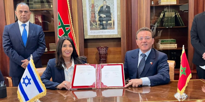 Israel signs transportation deals with Morocco as ties deepen