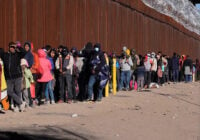 Migrants-Trying-to-Enter-U.S.-Southern-Border-880x495