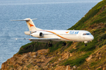 Skiathos,,Greece,Â,July,28,,2019:,Tus,Air,Fokker,100