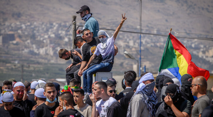 Stop wind turbine farm or face more violent rioting, Druze leaders warn Netanyahu