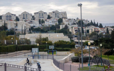 ma'ale adumim