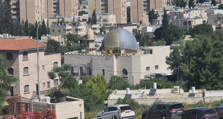 Jerusalem ‘surrenders’ to Arab pressure over illegal ‘mini Al-Aqsa’