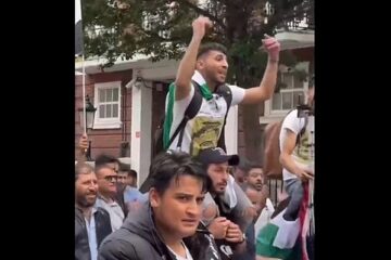 Islamic protest in London.v1
