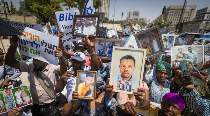 ‘Racist’ government not doing enough to rescue brethren, say Ethiopian-Israeli protesters