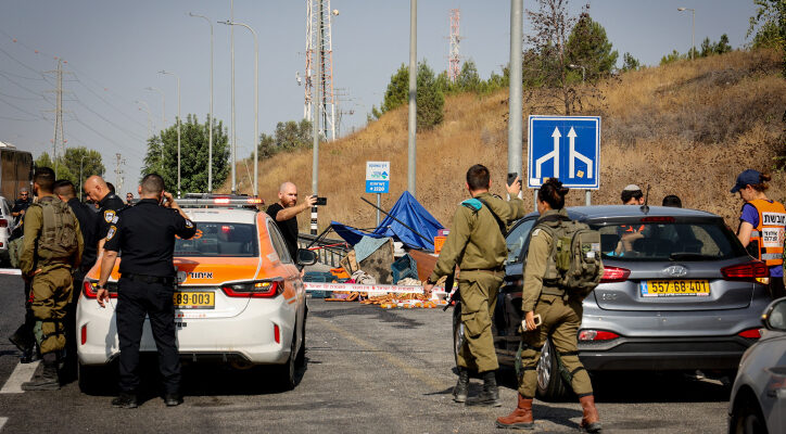 Truck-driving terrorist plows into Israelis near Modi’in, 1 killed, 5 injured