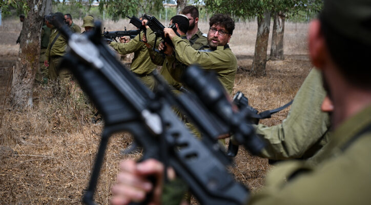 Fighting spreads to Israel’s northern border, 6 IDF soldiers wounded