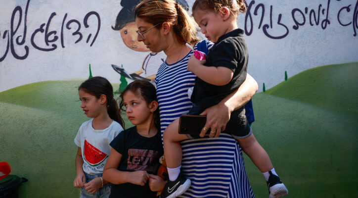At least 60,000 Israelis displaced since start of war