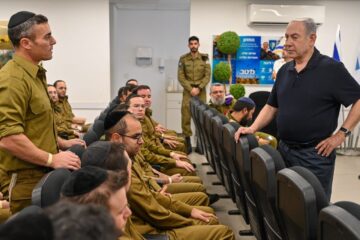 Netanyahu soldiers