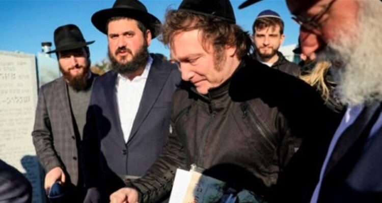 Argentinian president secretly attends Chabad event