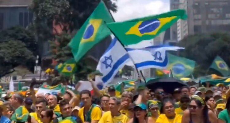 Demonstrators wave Israeli flags at huge pro-Bolsonaro rally in Brazil