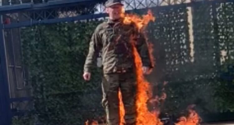‘Free Palestine’ – Airman self-immolates outside Israeli embassy