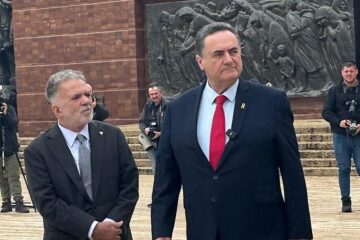 Brazilian ambassador to Israel Frederico Meyer, left, and Foreign Minister Israel Katz