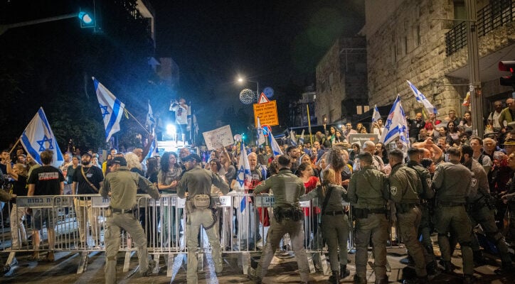 Israel’s top security agency failing to protect PM from protesters, minister accuses