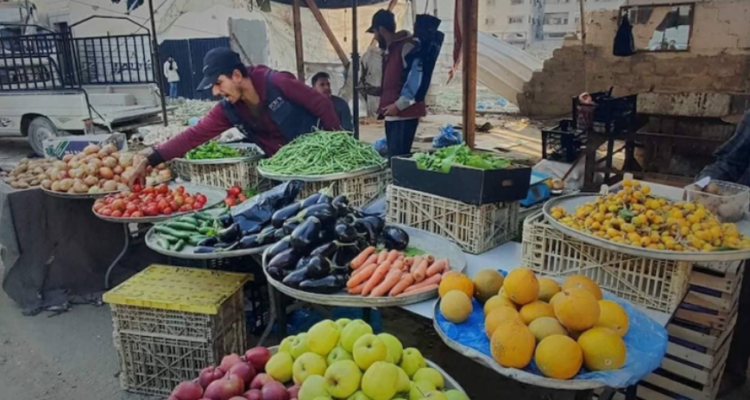 ‘Gaza stores full; markets overwhelmed with goods’