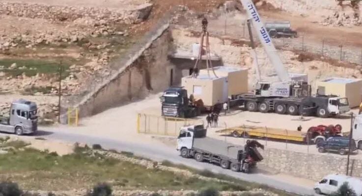 IDF illegally employing Palestinians to build bomb shelter, mayor claims