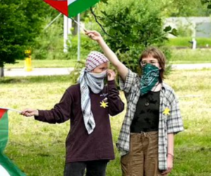 Auschwitz Hamas protesters