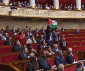 palestinian flag french parliament
