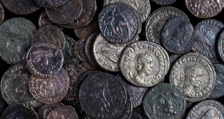 Thousands of ancient artifacts recovered in Judea and Samaria looting case