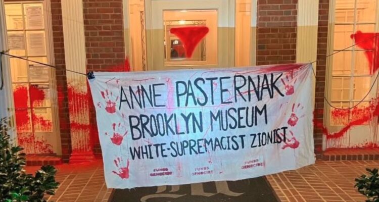Anti-Israel protesters hurl paint at homes of Brooklyn Museum leaders, including Jewish director