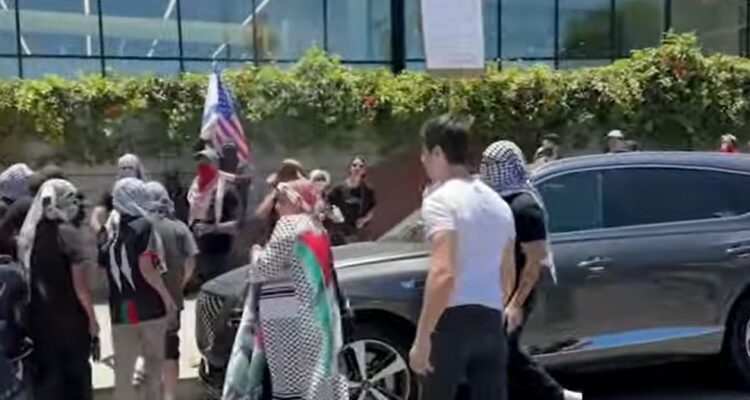 Victims of antisemitic riot at LA synagogue sue its organizers