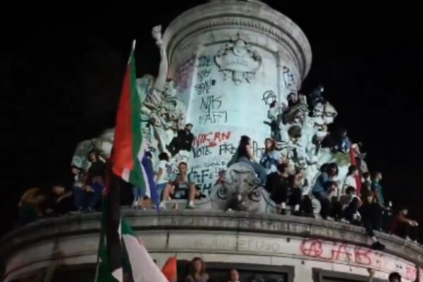 far left riots france