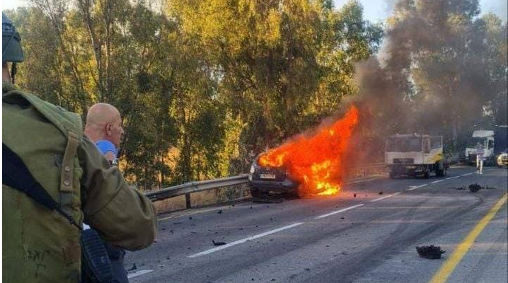 Hezbollah fires 40 rockets at Golan Heights, kills 2 Israelis in vehicle