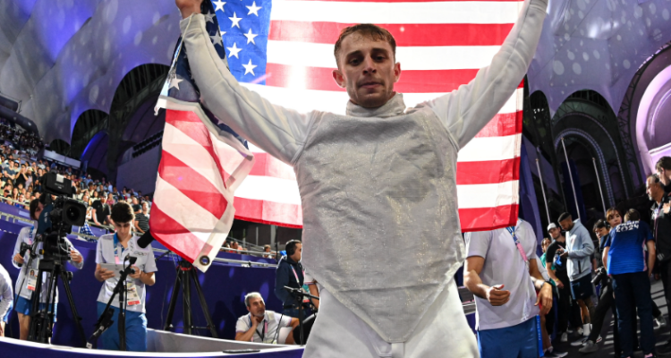 Nick Itkin wins bronze in Paris, becoming first of Jewish fencers to medal