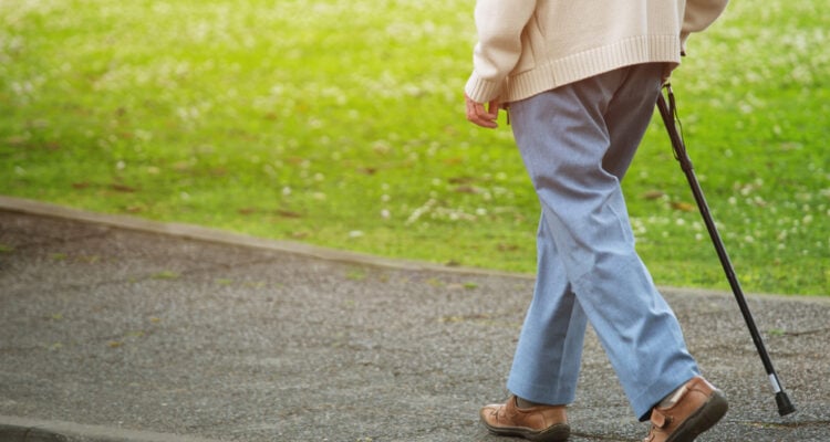 How you walk could reveal risk for Alzheimer’s, Israeli researchers find