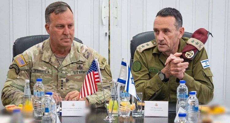 CENTCOM chief in Mideast to mobilize against Iranian attack