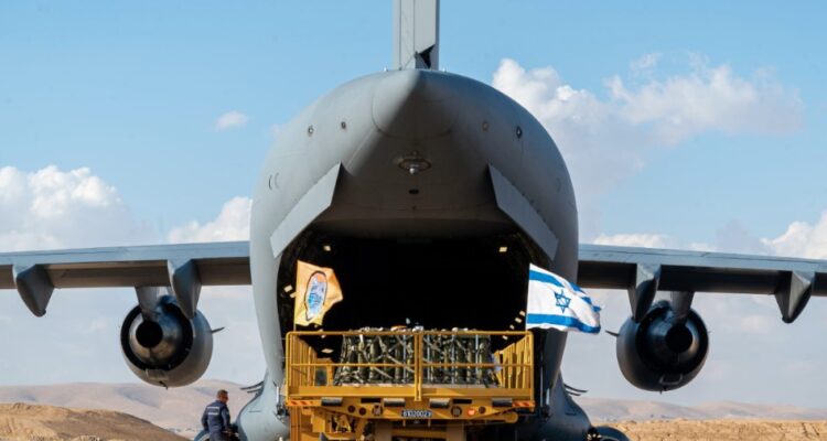 Israel receives 500th aircraft with military supplies from US