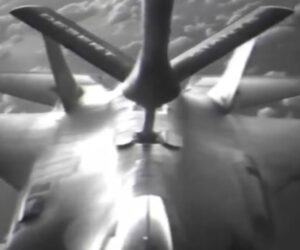 israeli jets refueling