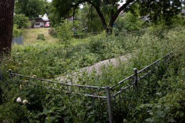 Holocaust mass grave