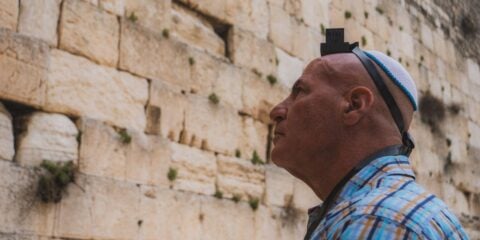 Sid at Kotel