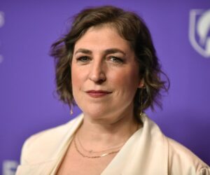 Actress Mayim Bialik