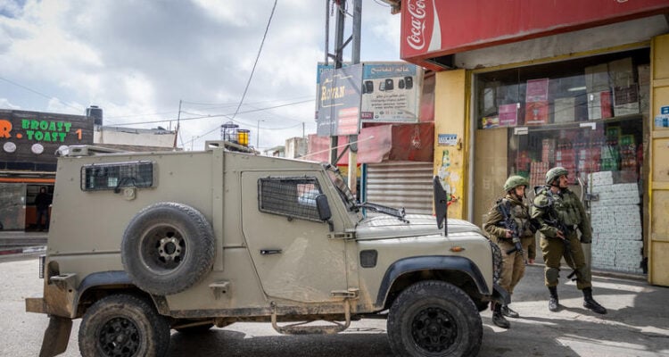 Terrorist attack foiled near entrance to Jerusalem