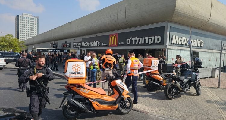 One dead, 9 wounded in terrorist shooting attack at bus station in southern Israel