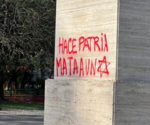 antisemitic graffiti Argentina