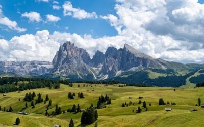 Dolomites (Pixabay)