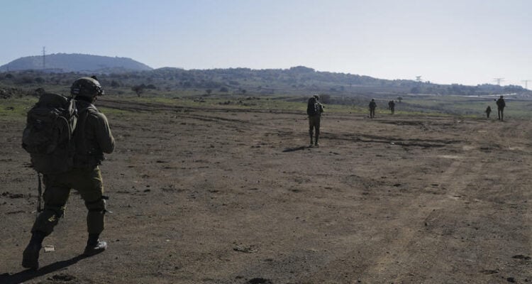 5 wounded in clashes between IDF and Syrians in Golan Heights buffer zone