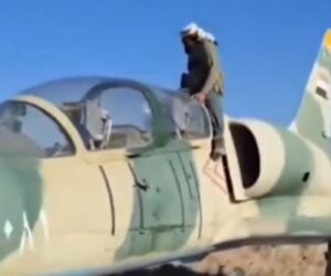 syria rebels airplane