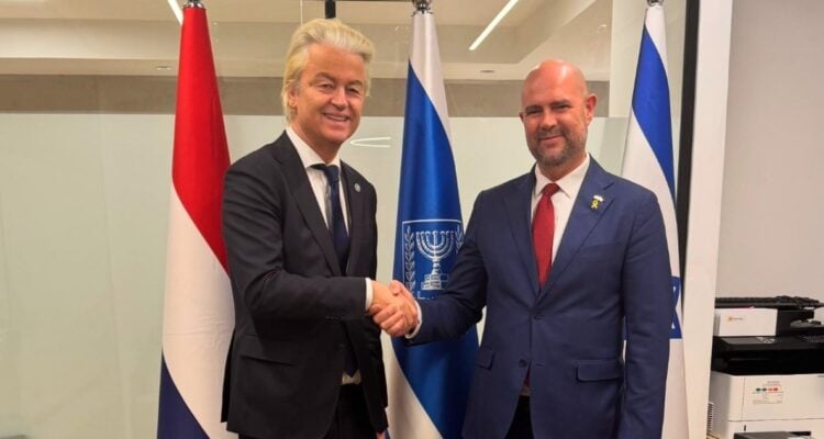 Geert Wilders tours Samaria with regional council head