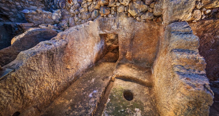 Ritual altar dating back to First Temple period identified in Jerusalem