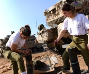 female soldiers