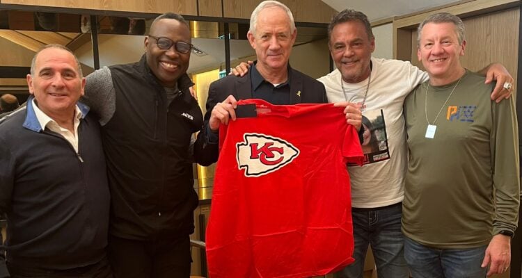 ‘We love and support you’: NFL legends pay solidarity visit to Israel