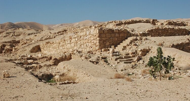 Illegal Palestinian resort threatens ancient Jewish palaces