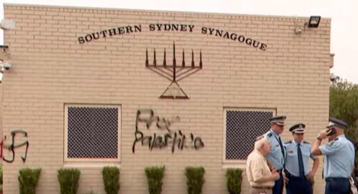 Sydney synagogue vandalized with phrase praising Hitler